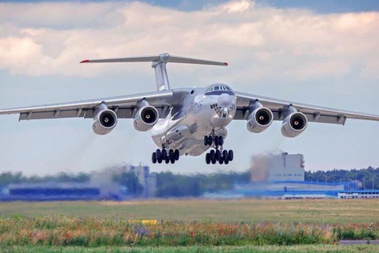 Il-76 of the Russian Aerospace Forces has just arrived at Machulishchy airfield from Russia