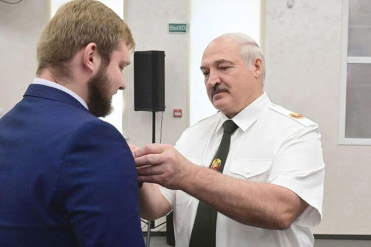 Lukashenko congratulated Hamas on its victory through his newspaper