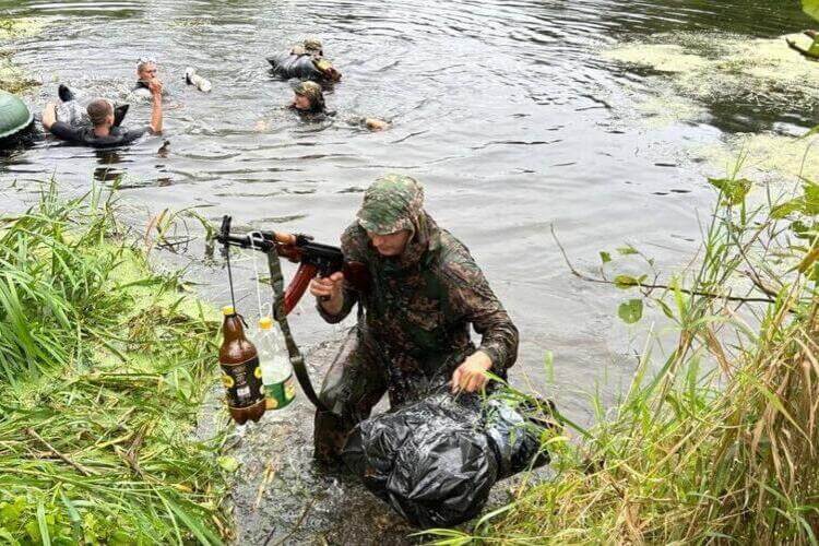 The Belarusian military is looking for specialists with knowledge of foreign languages